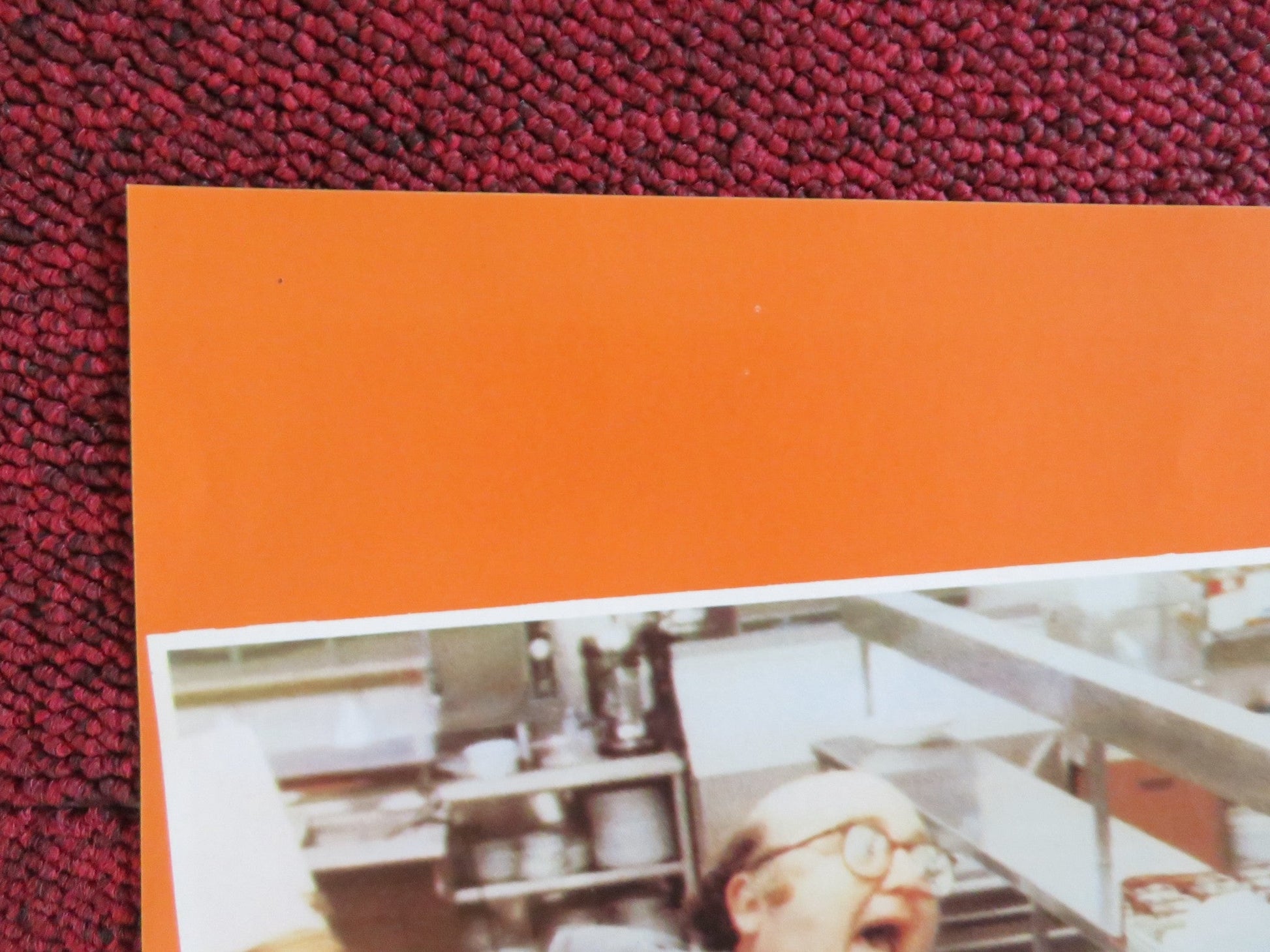 HOT RESORT - C ITALIAN FOTOBUSTA POSTER CANNON TOM PARSEKIAN MICHAEL KERZ 1985 Rendezvous Cinema Movie posters