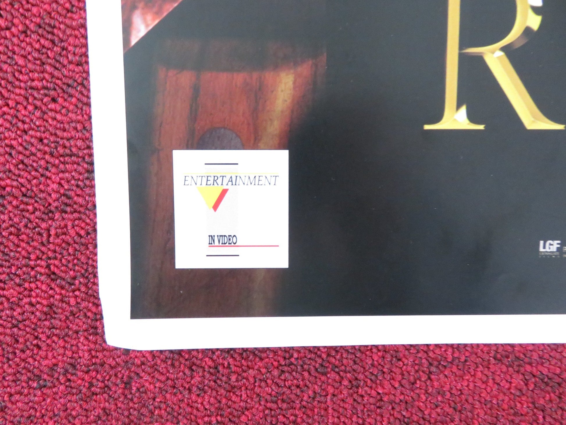 HOTEL RWANDA VHS POSTER ROLLED DON CHEADLE SOPHIE OKONEDO 2004 Rendezvous Cinema Movie posters