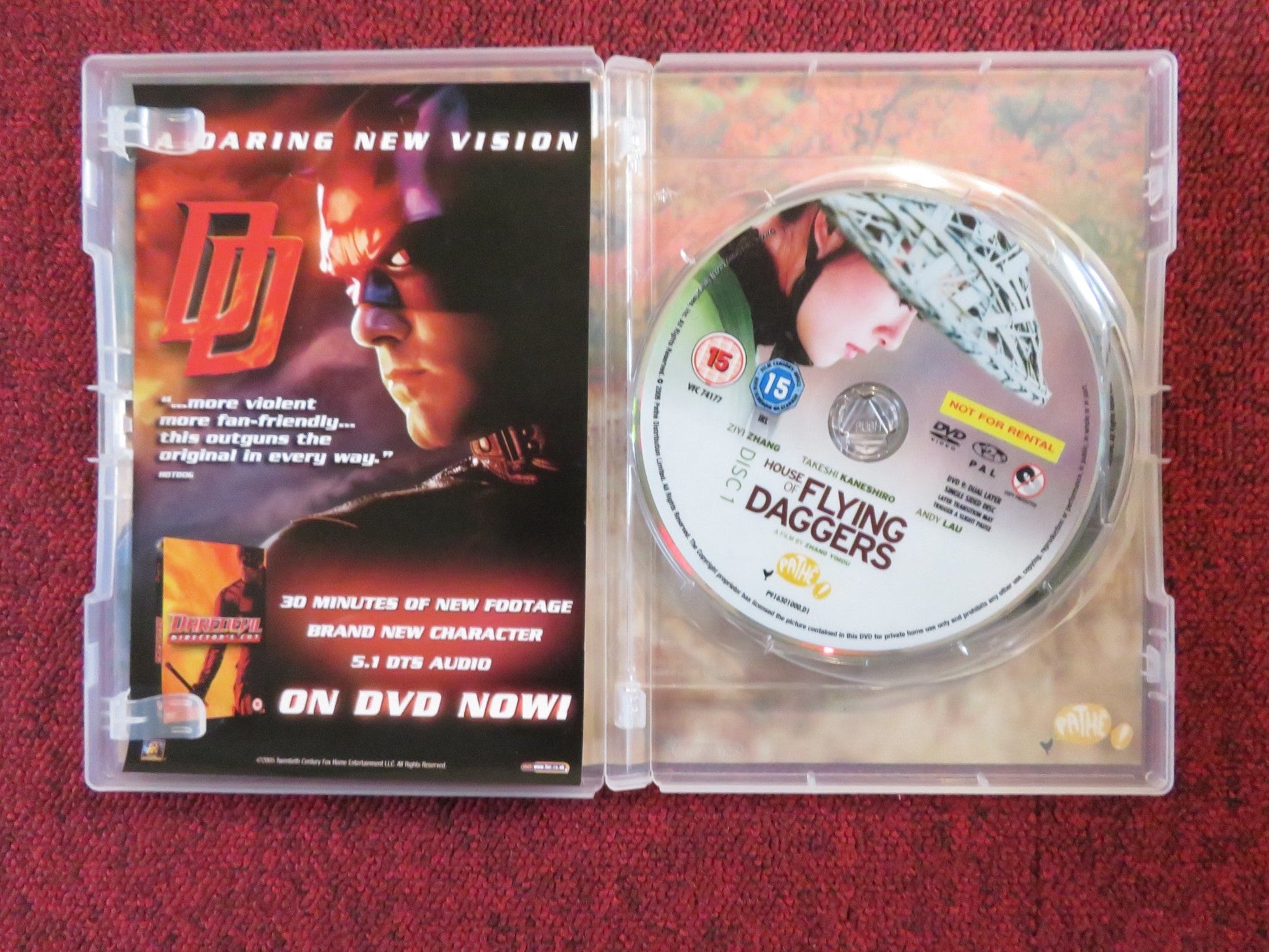 HOUSE OF FLYING DAGGERS - TWO DISC COLLECTOR'S EDITION (DVD) 2004 REGION 2 Rendezvous Cinema Movie posters