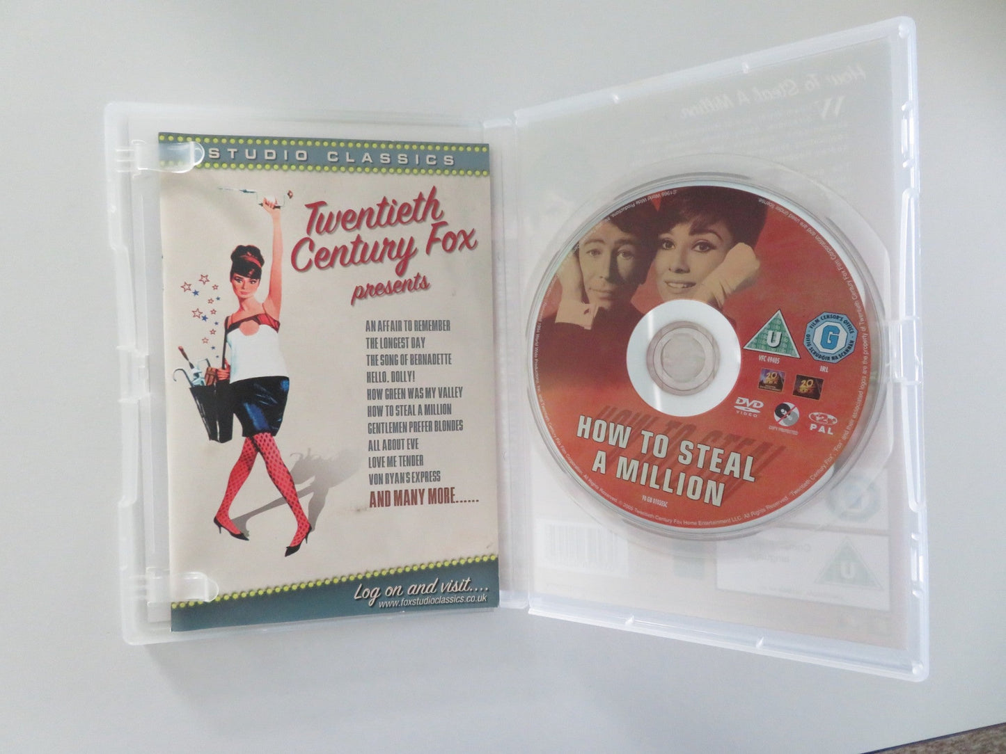 HOW TO STEAL A MILLION (DVD) AUDREY HEPBURN PETER O'TOOLE 1966 REGION 2 Movie posters