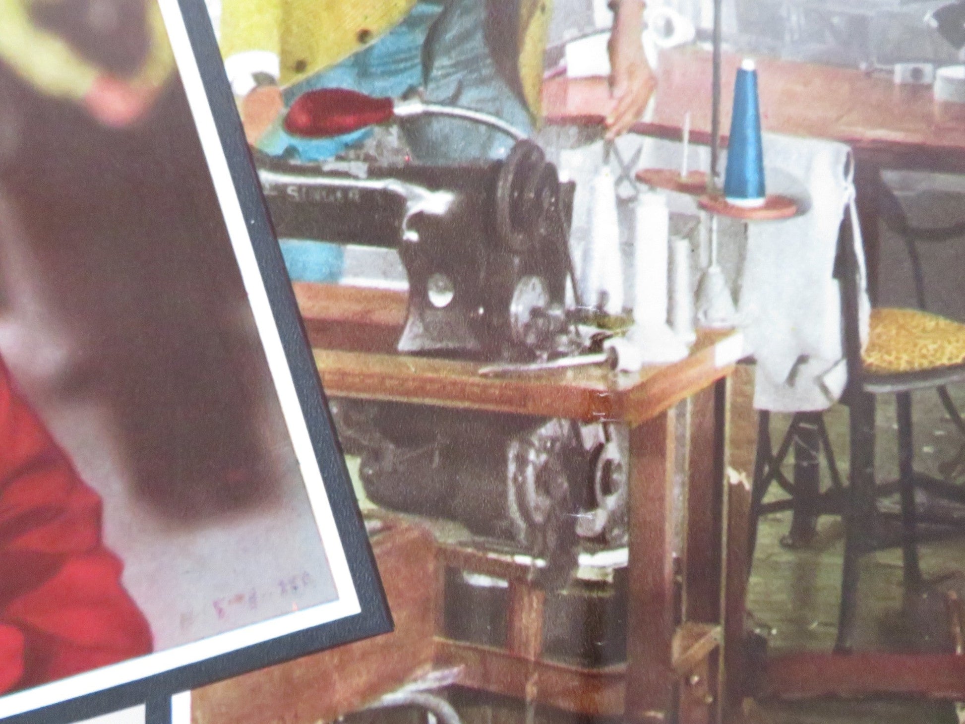 HUSTLE - B ITALIAN FOTOBUSTA POSTER BURT REYNOLDS CATHERINE DENEUVE 1975 Rendezvous Cinema Movie posters