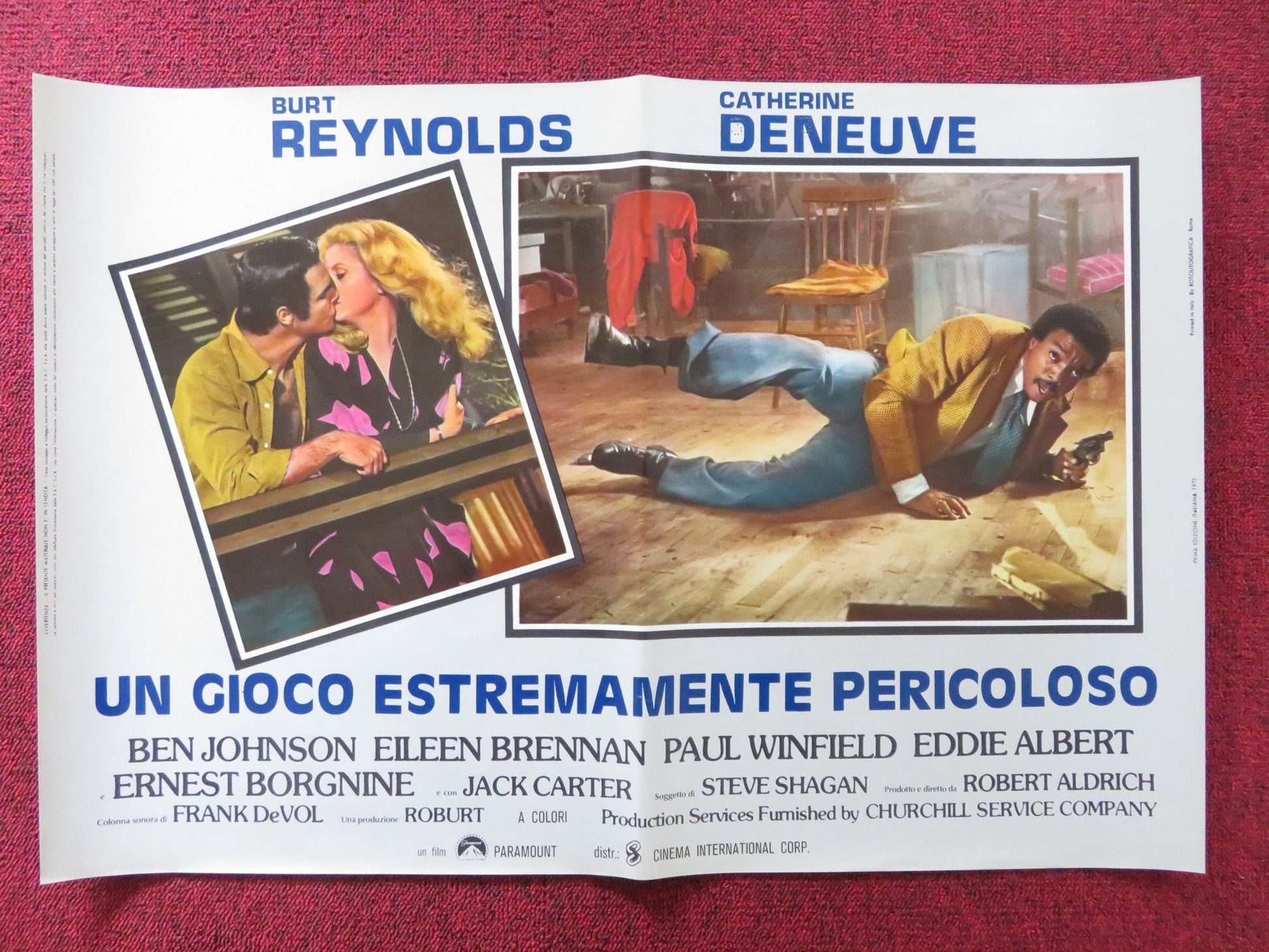 HUSTLE - D ITALIAN FOTOBUSTA POSTER BURT REYNOLDS CATHERINE DENEUVE 1975 Rendezvous Cinema Movie posters