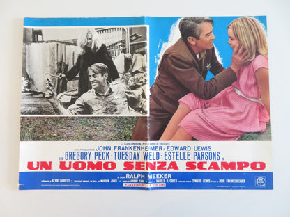 I WALK THE LINE - E ITALIAN FOTOBUSTA POSTER GREGORY PECK TUESDAY WELD 1971 Rendezvous Cinema Movie posters