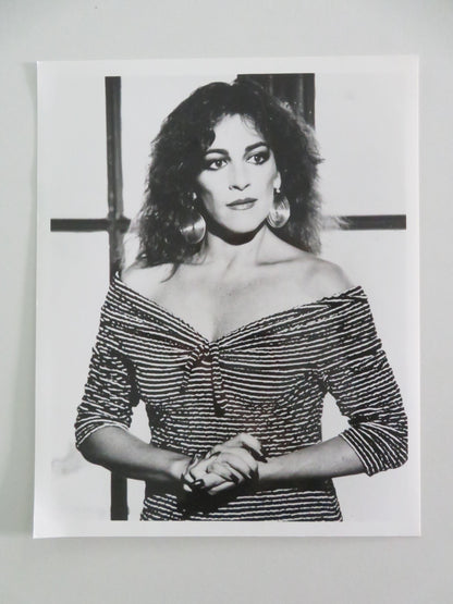 LAW OF DESIRE MOVIE STILL PHOTO LOT OF 5 CARMEN MAURA ANTONIO BANDERAS 1987 - Rendezvous Cinema