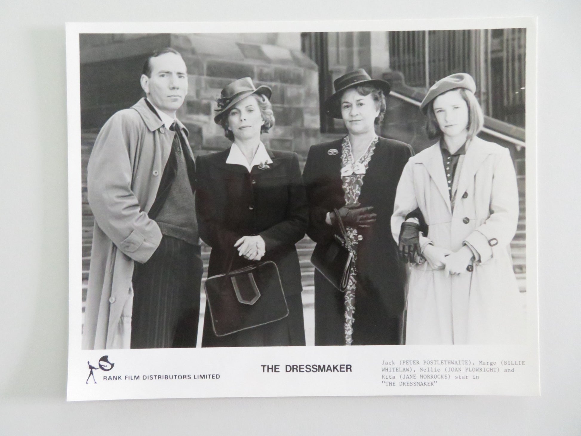 THE DRESSMAKER MOVIE STILL PHOTO LOT OF 6 BILLIE WHITELAW JOAN PLOWRIGHT 1988 - Rendezvous Cinema