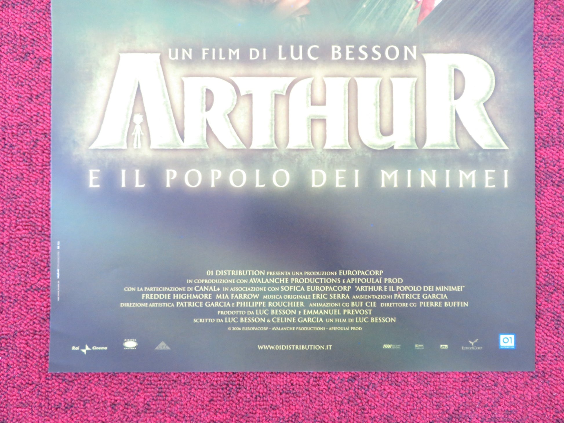 ARTHUR AND THE INVISIBLES ITALIAN LOCANDINA POSTER FREDDIE HIGHMORE 2006 - Rendezvous Cinema