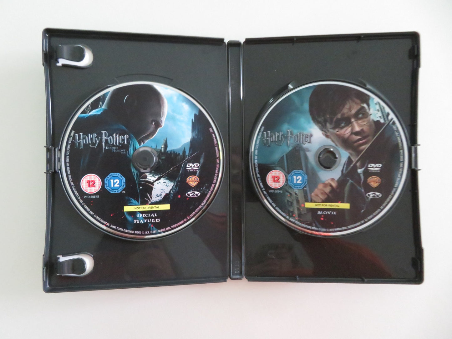 HARRY POTTER AND THE DEATHLY HALLOWS PART 1 (DVD) DANIEL RADCLIFFE 2010 REGION 2