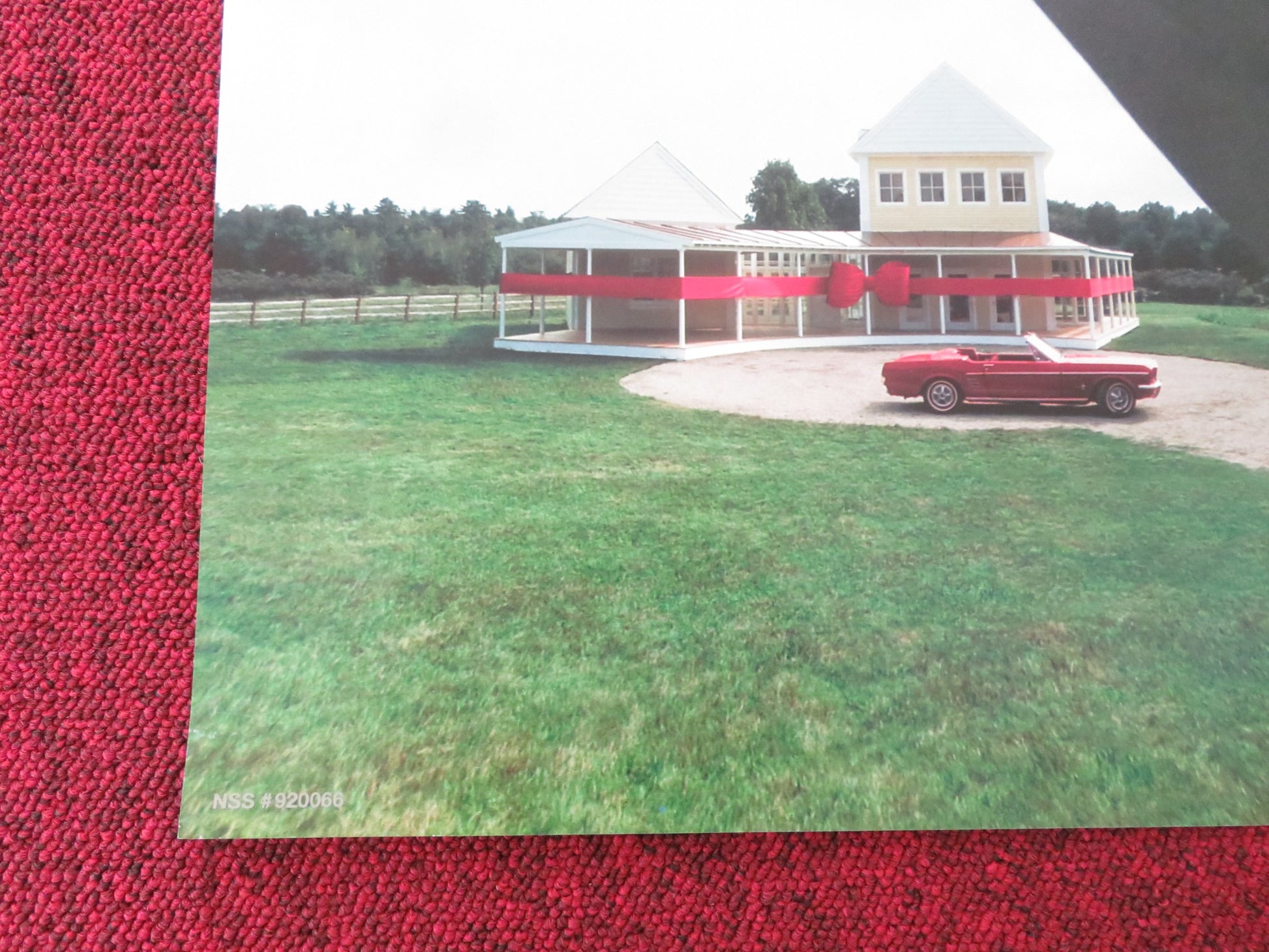 HOUSESITTER FOLDED US ONE SHEET POSTER STEVE MARTIN GOLDIE HAWN 1992 - Rendezvous Cinema