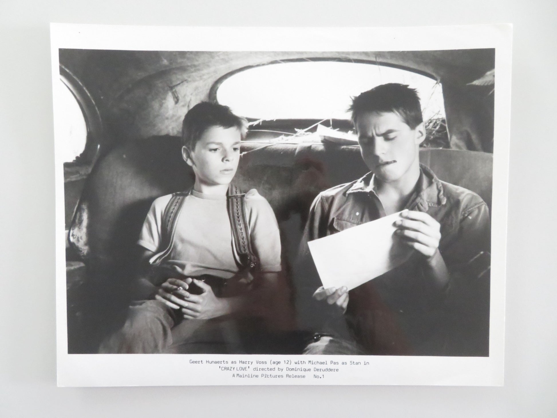 CRAZY LOVE MOVIE STILL PHOTO GEERT HUNAERTS MICHAEL PAS 1987 - Rendezvous Cinema