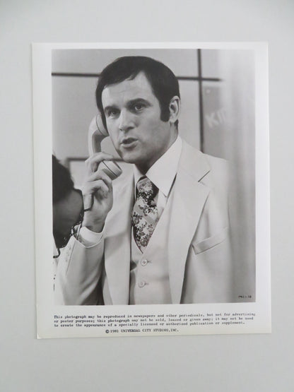 THE INCREDIBLE SHRINKING WOMAN MOVIE STILL PHOTO LOT OF 2 CHARLES GRODIN 1981