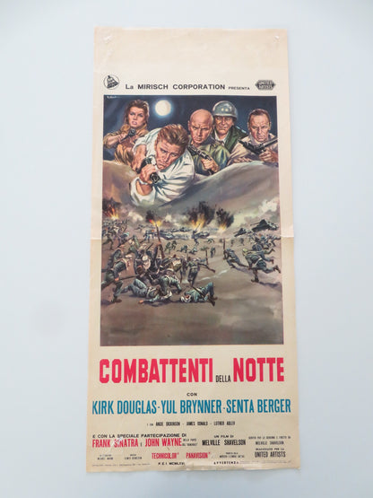 CAST A GIANT SHADOW ITALIAN LOCANDINA POSTER KIRK DOUGLAS YUL BRYNNER 1966 - Rendezvous Cinema