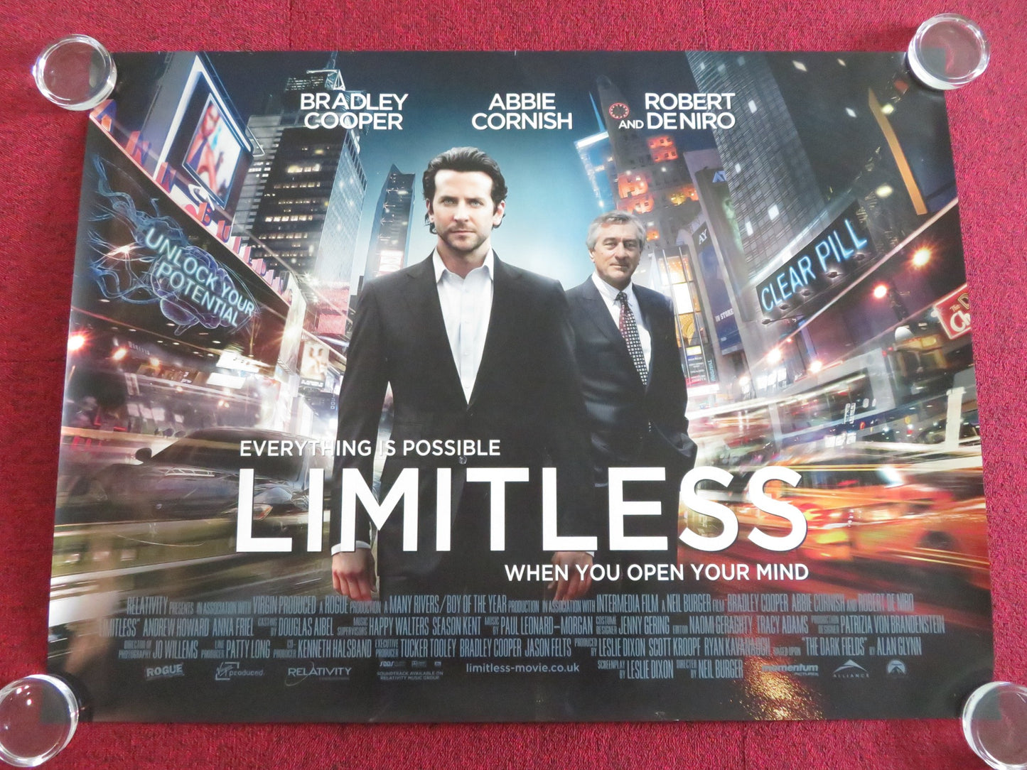 LIMITLESS UK QUAD ROLLED POSTER BRADLEY COOPER ROBERT DE NIRO 2011