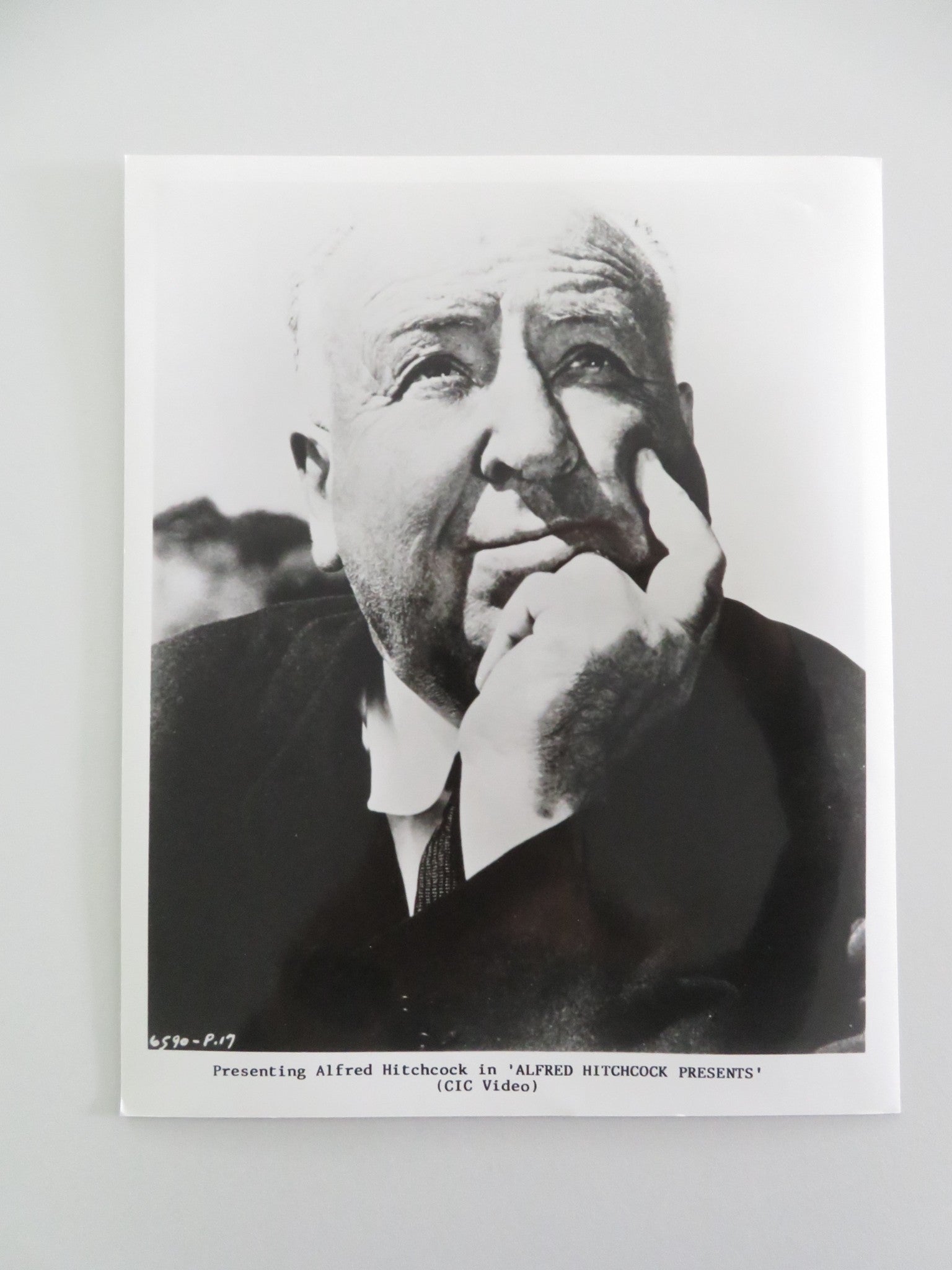 ALFRED HITCHCOCK PRESENTS MOVIE STILL PHOTO ALFRED HITCHCOCK - Rendezvous Cinema