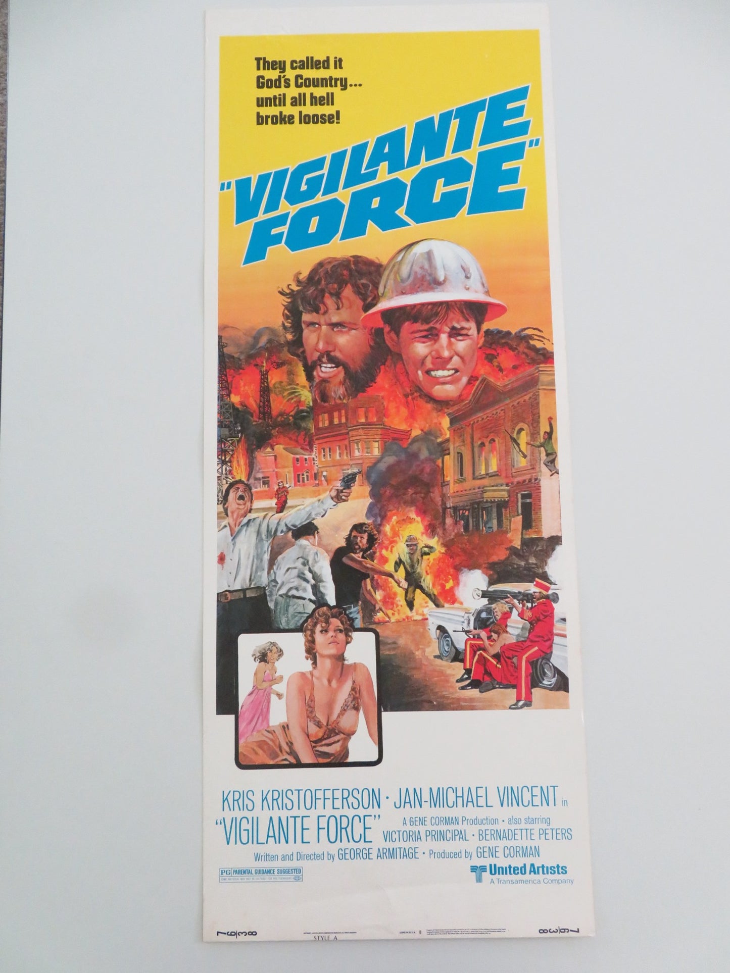VIGILANTE FORCE - STYLE A US INSERT POSTER KRIS KRISTOFFERSON J. M. VINCENT 1976 - Rendezvous Cinema