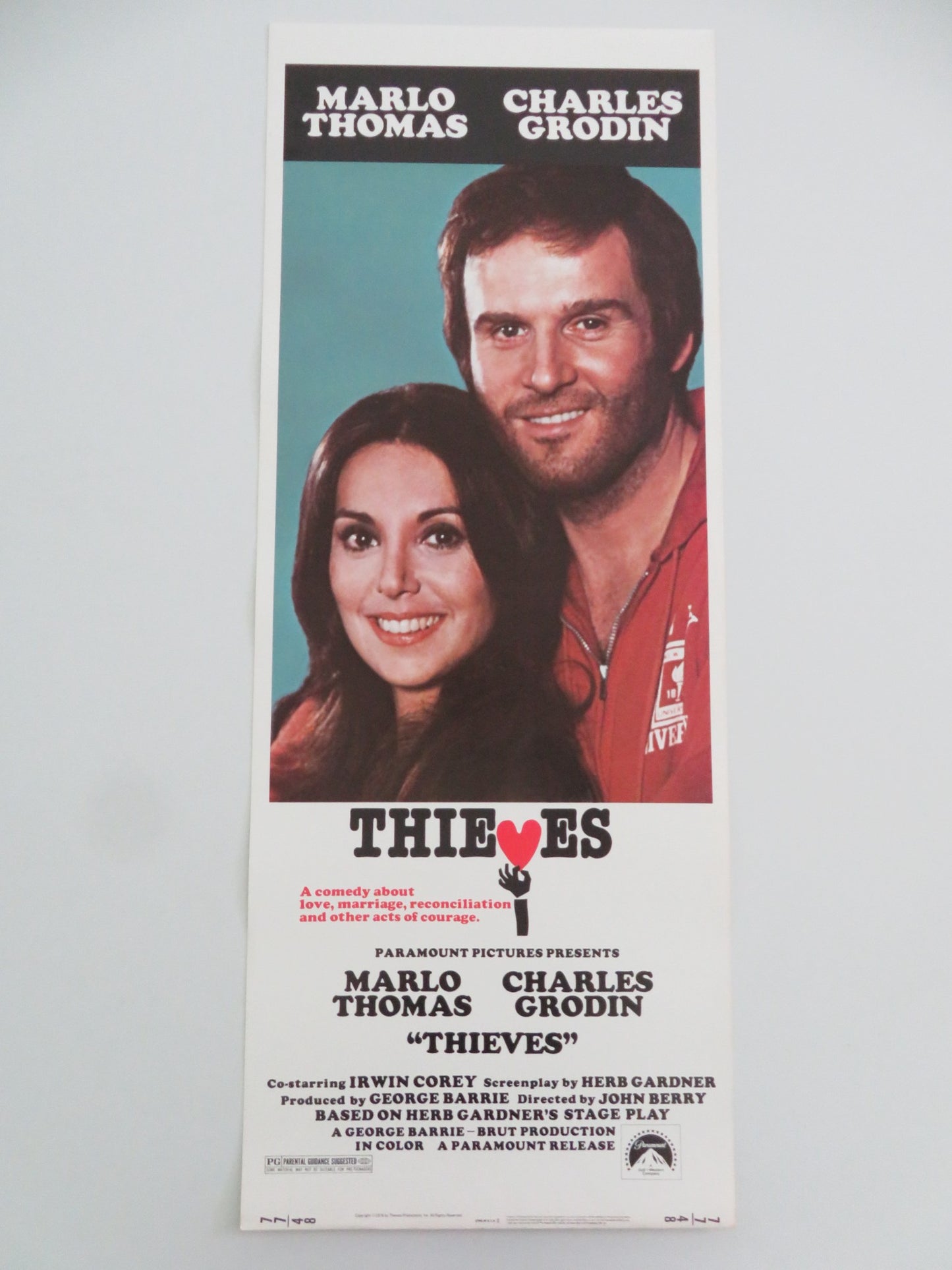 THIEVES US INSERT POSTER CHARLES GRODIN MARIO THOMAS 1976 - Rendezvous Cinema