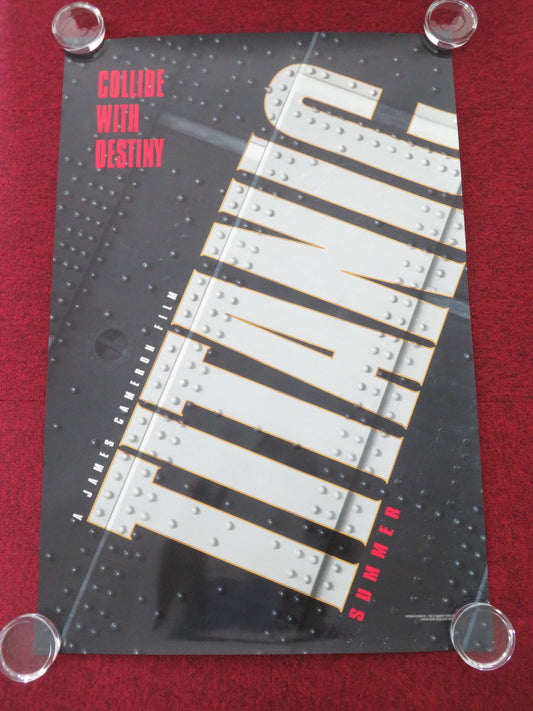 TITANIC ONE SHEET ROLLED POSTER LEONARDO DICAPRIO KATE WINSLET 1997 - Rendezvous Cinema