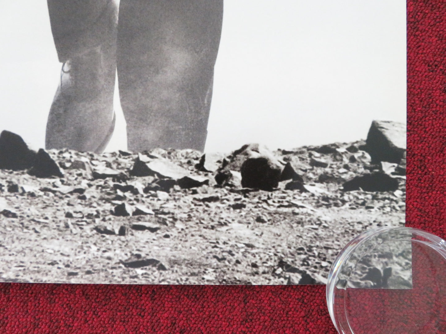 QUANTUM OF SOLACE - B ONE SHEET ROLLED POSTER DANIEL CRAIG OLGA KURYLENKO 2008 - Rendezvous Cinema