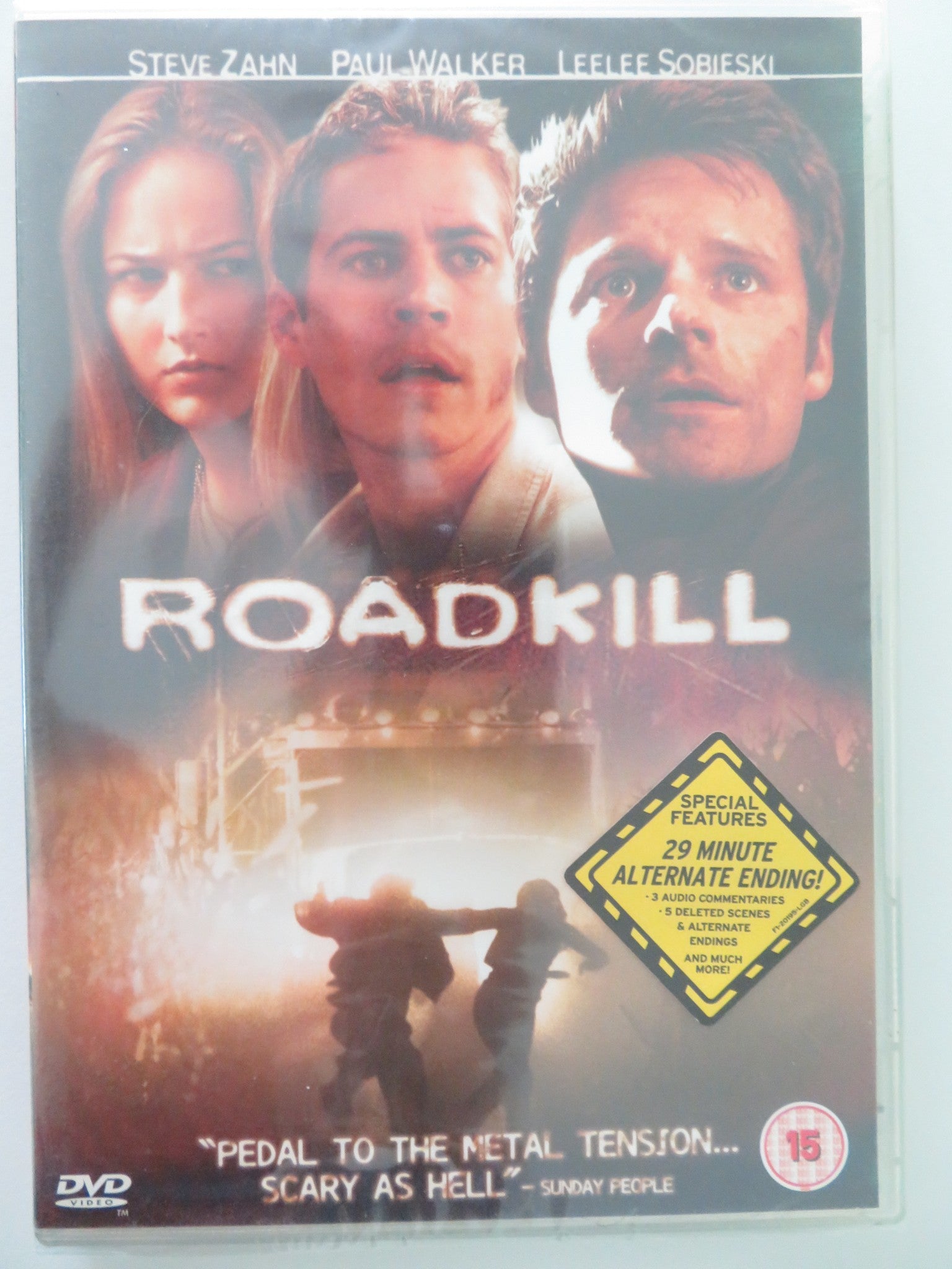 ROADKILL (DVD) STEVE ZAHN PAUL WALKER 2001 REGION 2 - Rendezvous Cinema