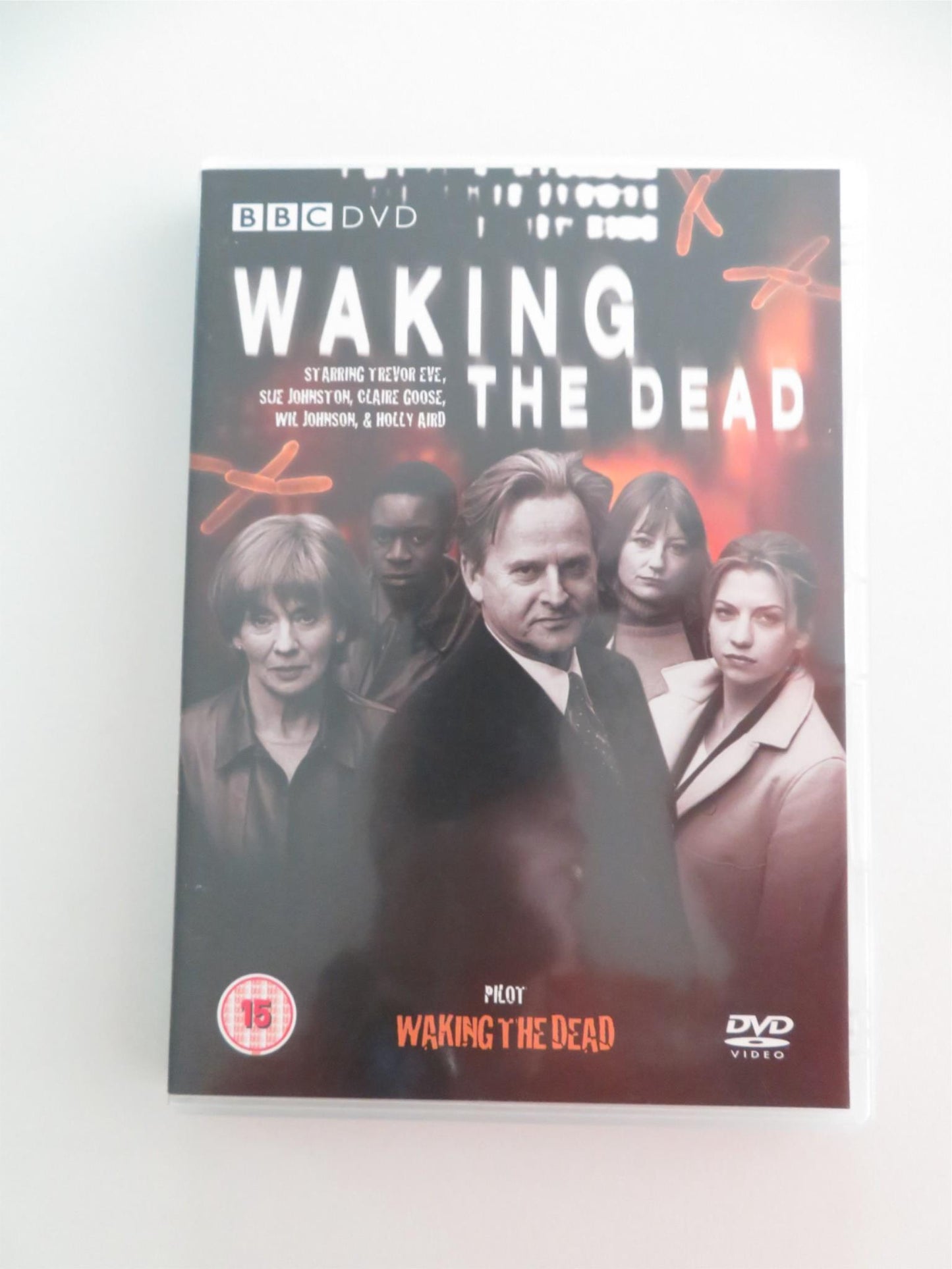 WAKING THE DEAD - PILOT (DVD) TREVOR EVE SUE JOHNSTON 2005 REGION 2 + 4