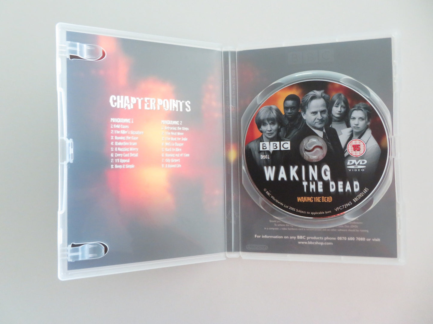 WAKING THE DEAD - PILOT (DVD) TREVOR EVE SUE JOHNSTON 2005 REGION 2 + 4