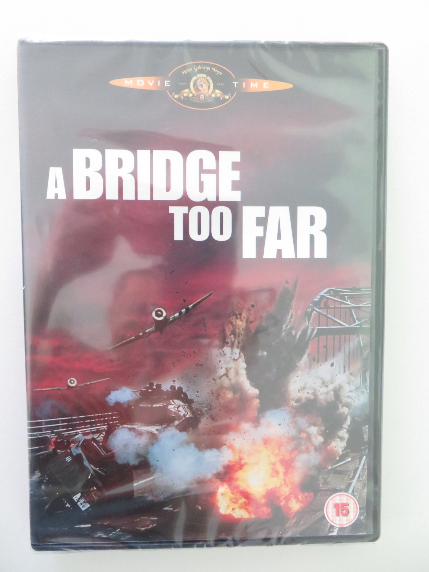 A BRIDGE TOO FAR (DVD) DIRK BOGARDE JAMES CAAN 1977 REGION 2 - Rendezvous Cinema