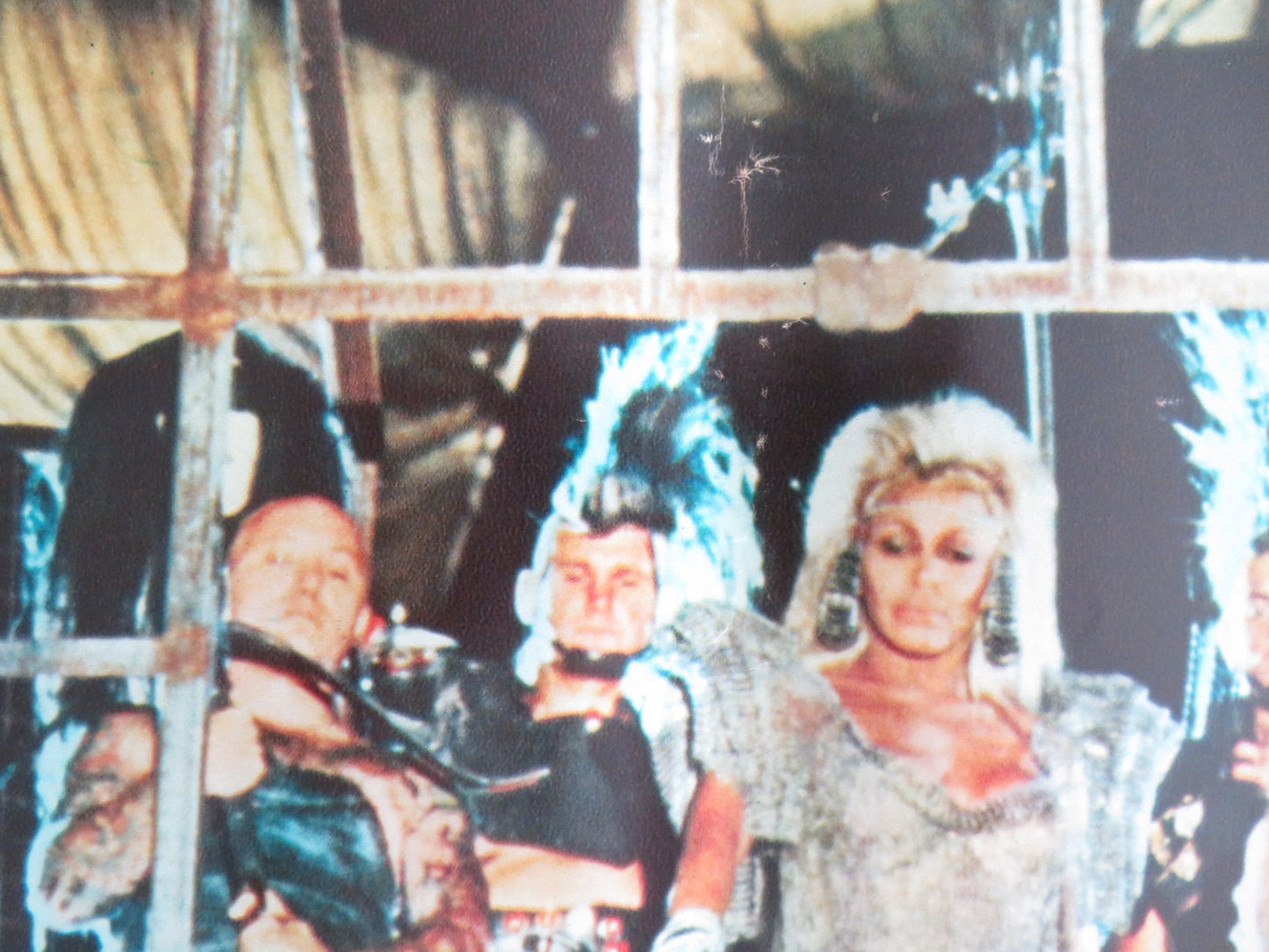 MAD MAX BEYOND THUNDERDOME - F ITALIAN FOTOBUSTA POSTER MEL GIBSON TURNER 1985 - Rendezvous Cinema