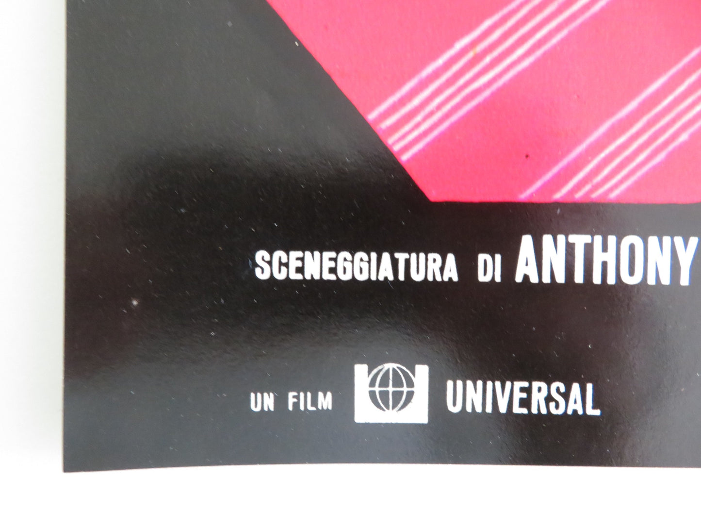 FRENZY - B ITALIAN FOTOBUSTA POSTER JON FINCH BARRY FOSTER 1972 - Rendezvous Cinema
