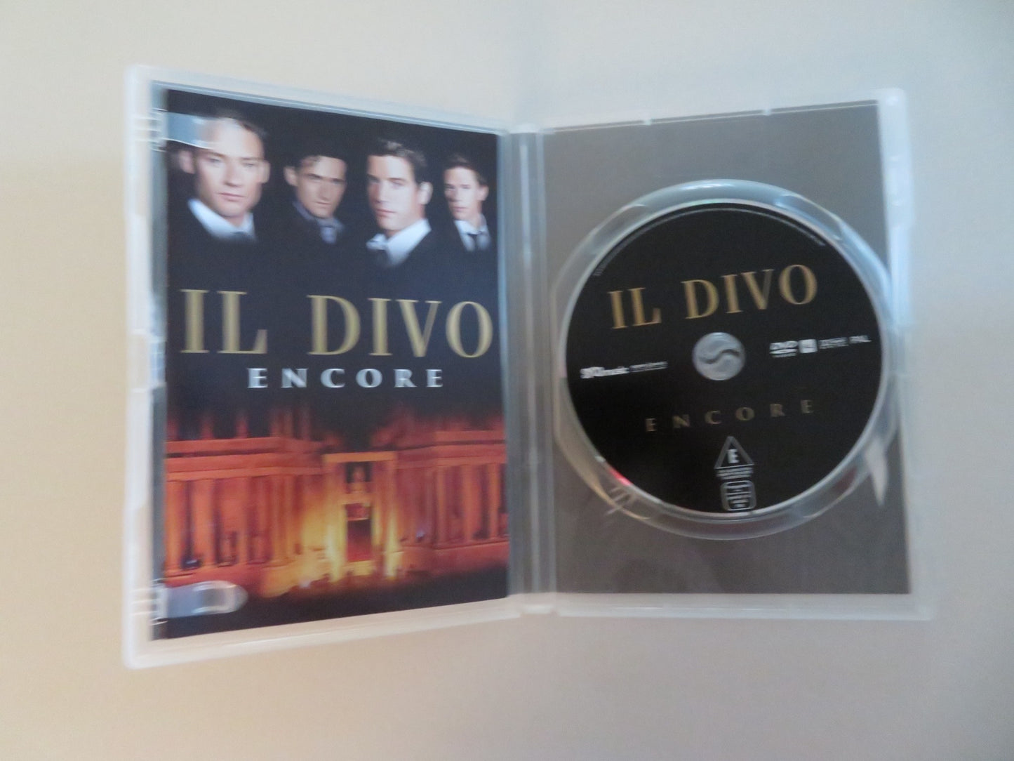 IL DIVO: ENCORE (DVD) DAVID MILLER SEBASTIEN IZAMBARD URS BUHLER 2005 REGION ALL - Rendezvous Cinema