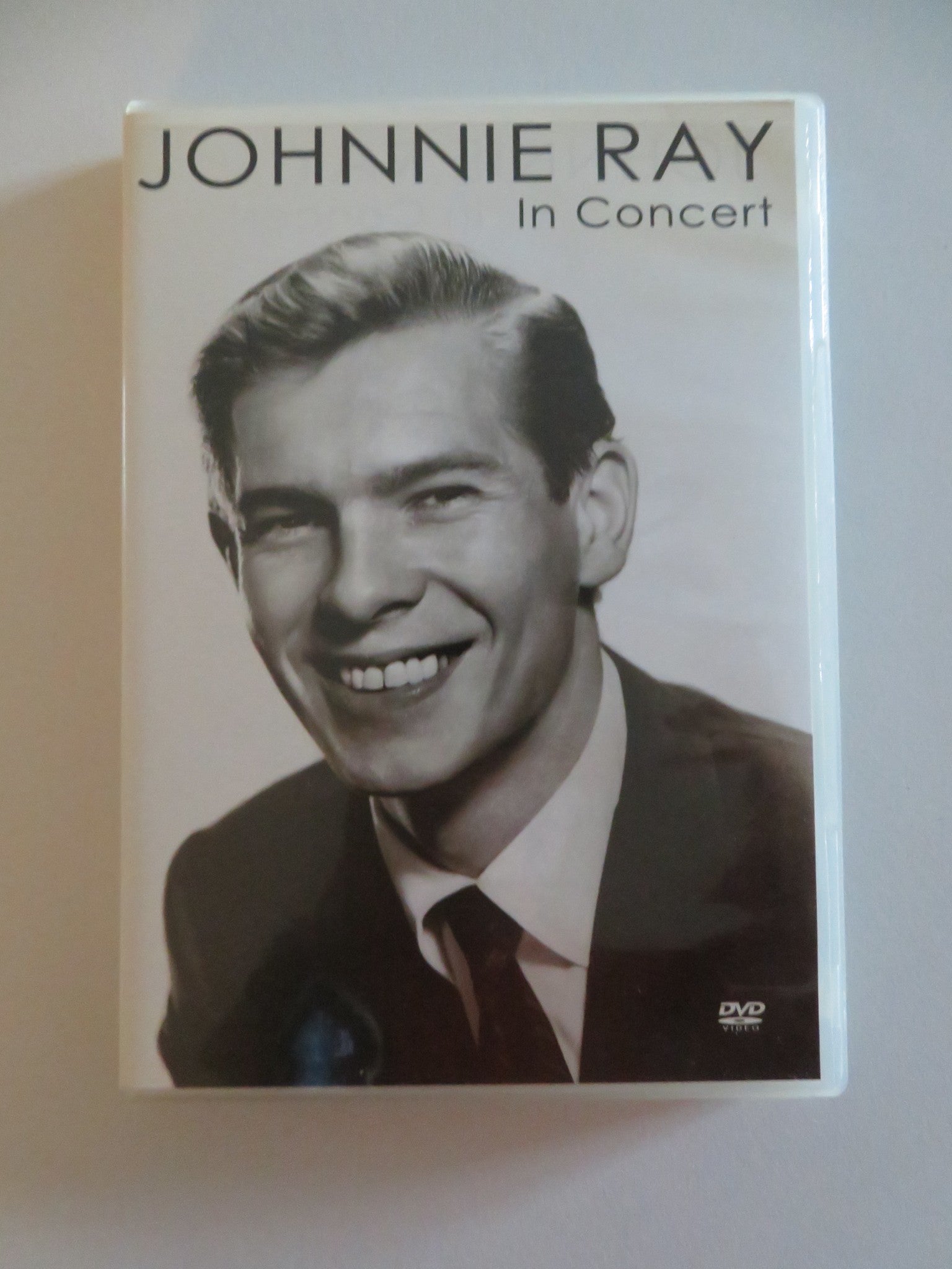 JOHNNIE RAY IN CONCERT (DVD) 2006 REGION FREE - Rendezvous Cinema