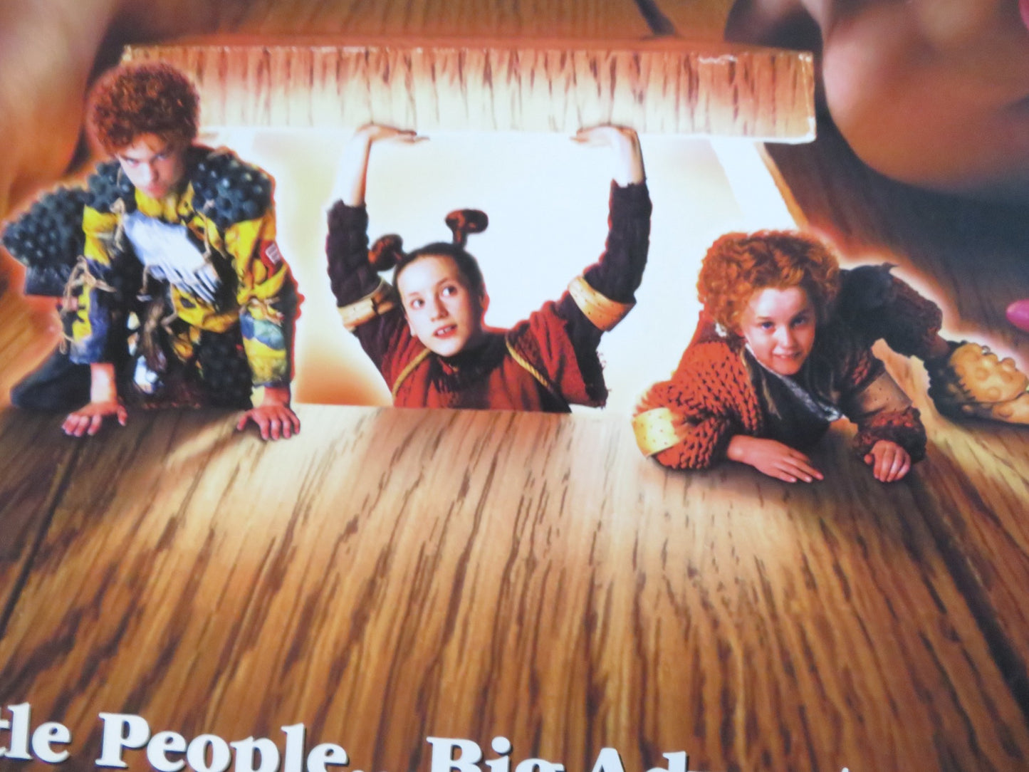 THE BORROWERS VHS VIDEO POSTER ROLLED JOHN GOODMAN JIM BROADBENT 1997 - Rendezvous Cinema