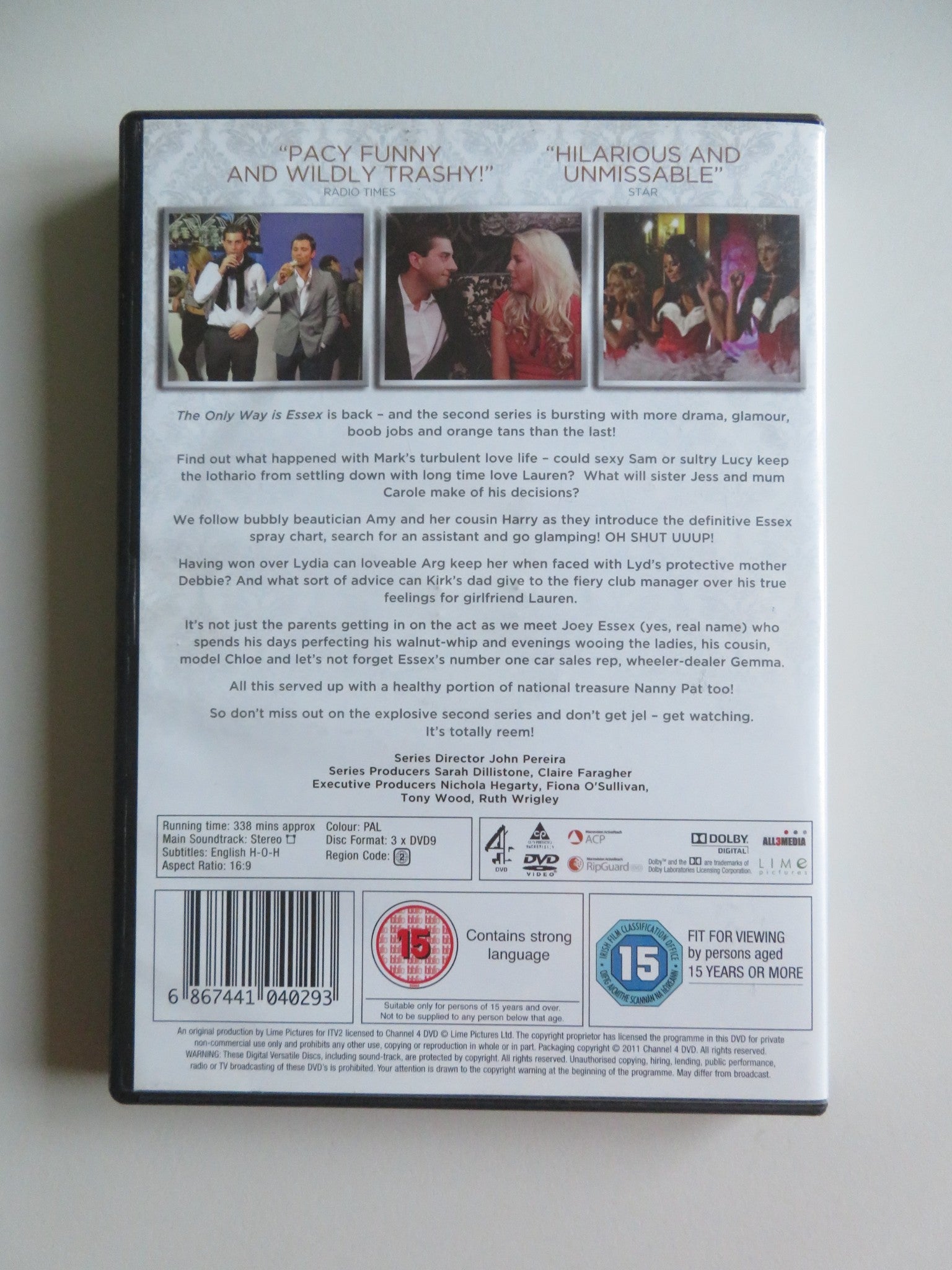 THE ONLY WAY IS ESSEX - SERIES 2 - 3 DISCS (DVD) TOWIE VAN OUTEN 2010 REGION 2 - Rendezvous Cinema