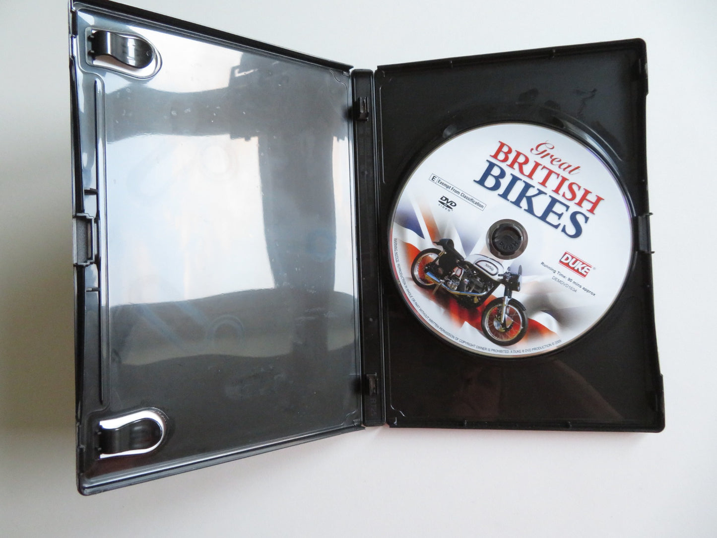 GREAT BRITISH BIKES (DVD) TRIUMPH BONNEVILLE BSA GOLD STAR 2009 REGION ALL - Rendezvous Cinema