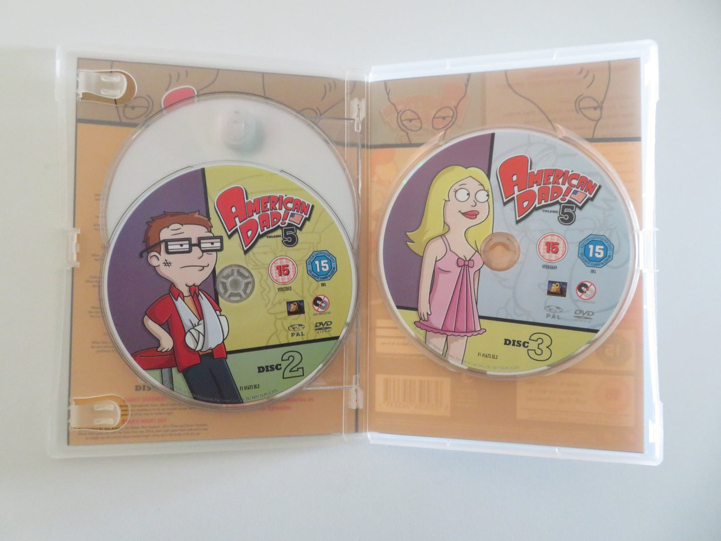 AMERICAN DAD VOLUME 5 - 3 DISCS (DVD) SETH MACFARLANE 2010 REGION 2