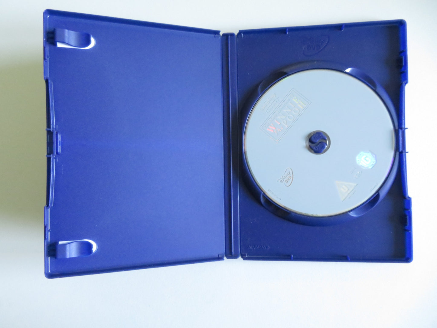 THE MANY ADVENTURES OF WINNIE THE POOH (DVD) DISNEY S. HOLLOWAY 2002 REGION 2