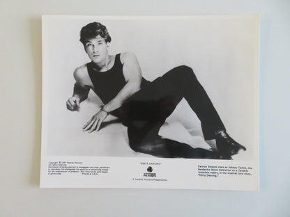 DIRTY DANCING MOVIE STILL PHOTO LOT OF 2 PATRICK SWAYZE JENNIFER GREY 1987