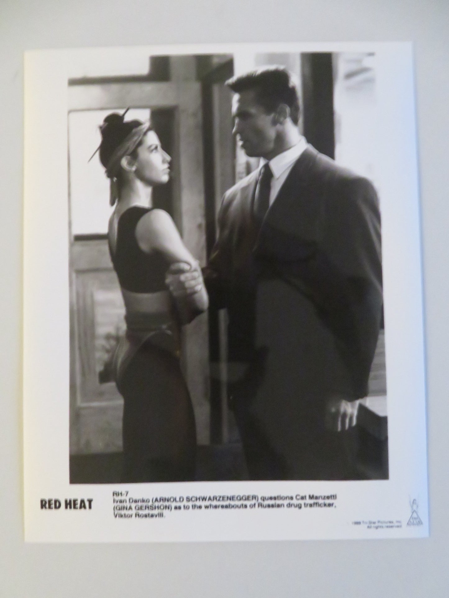 RED HEAT MOVIE STILL PHOTO LOT OF 8 ARNOLD SCHWARZENEGGER JIM BELUSHI 1988