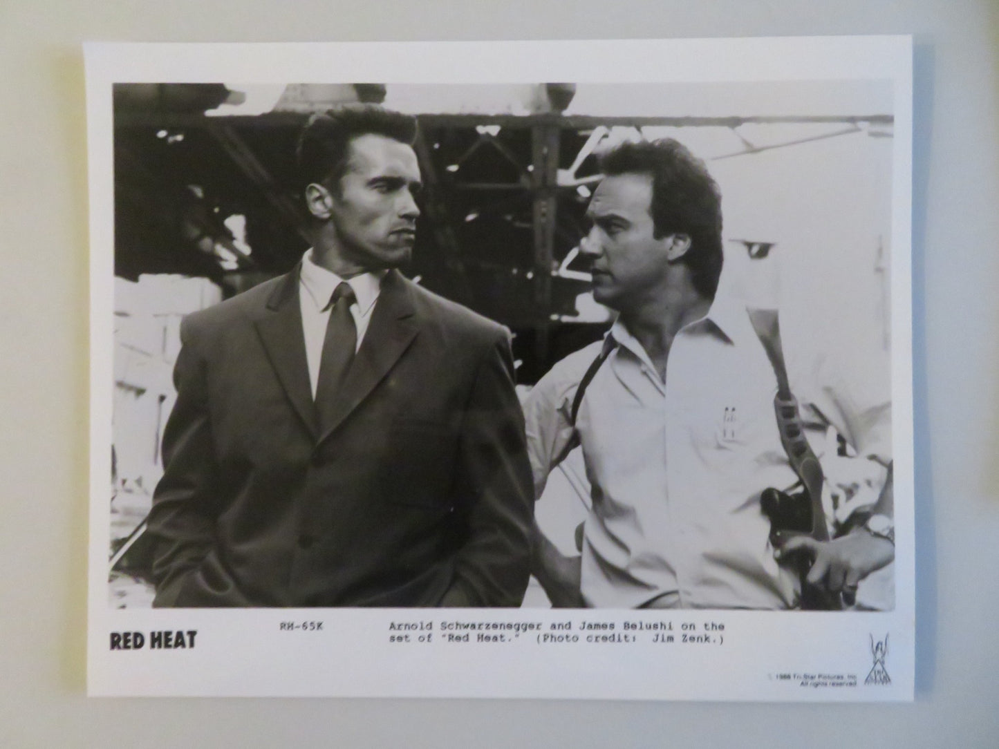 RED HEAT MOVIE STILL PHOTO LOT OF 8 ARNOLD SCHWARZENEGGER JIM BELUSHI 1988