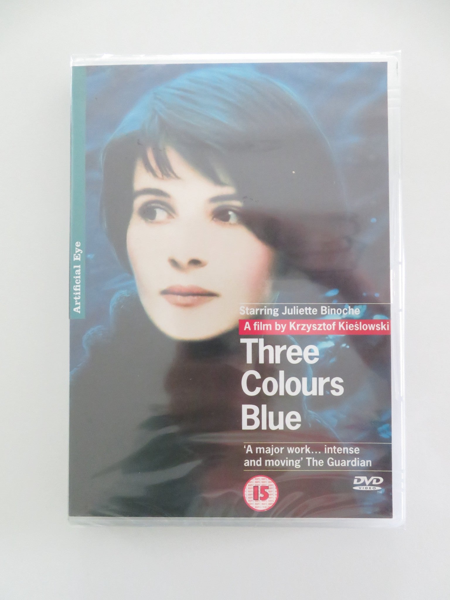 THREE COLOURS BLUE (DVD) JULIETTE BINOCHE BENOIT REGENT 1993 REGION 2 - Rendezvous Cinema
