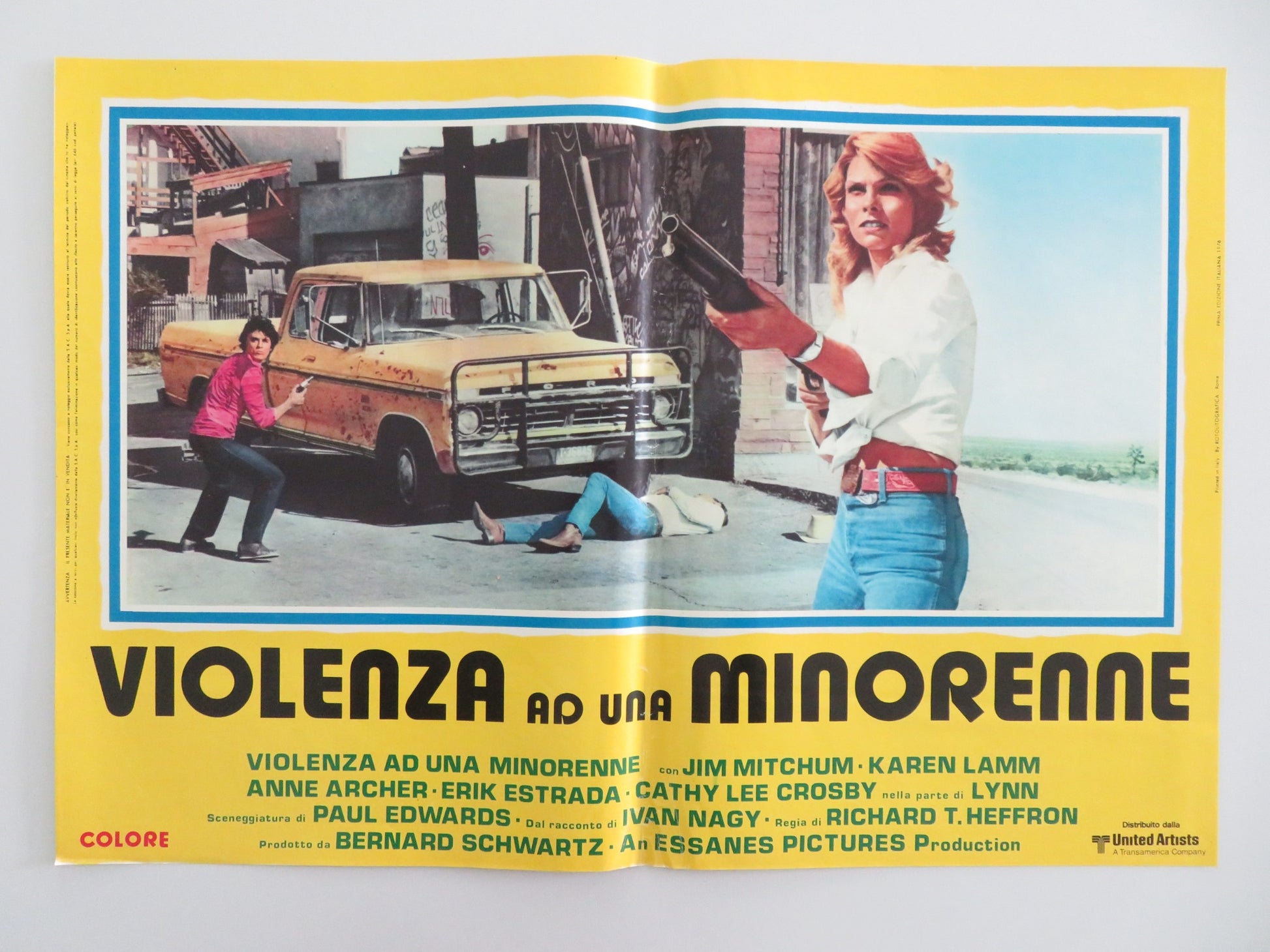 TRACKDOWN - E ITALIAN FOTOBUSTA POSTER JAMES MITCHUM ERIK ESTRADA 1976 - Rendezvous Cinema