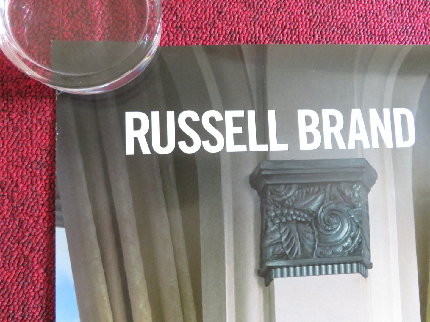 ARTHUR - B US ONE SHEET ROLLED POSTER RUSSELL BRAND HELEN MIRREN 2011 - Rendezvous Cinema