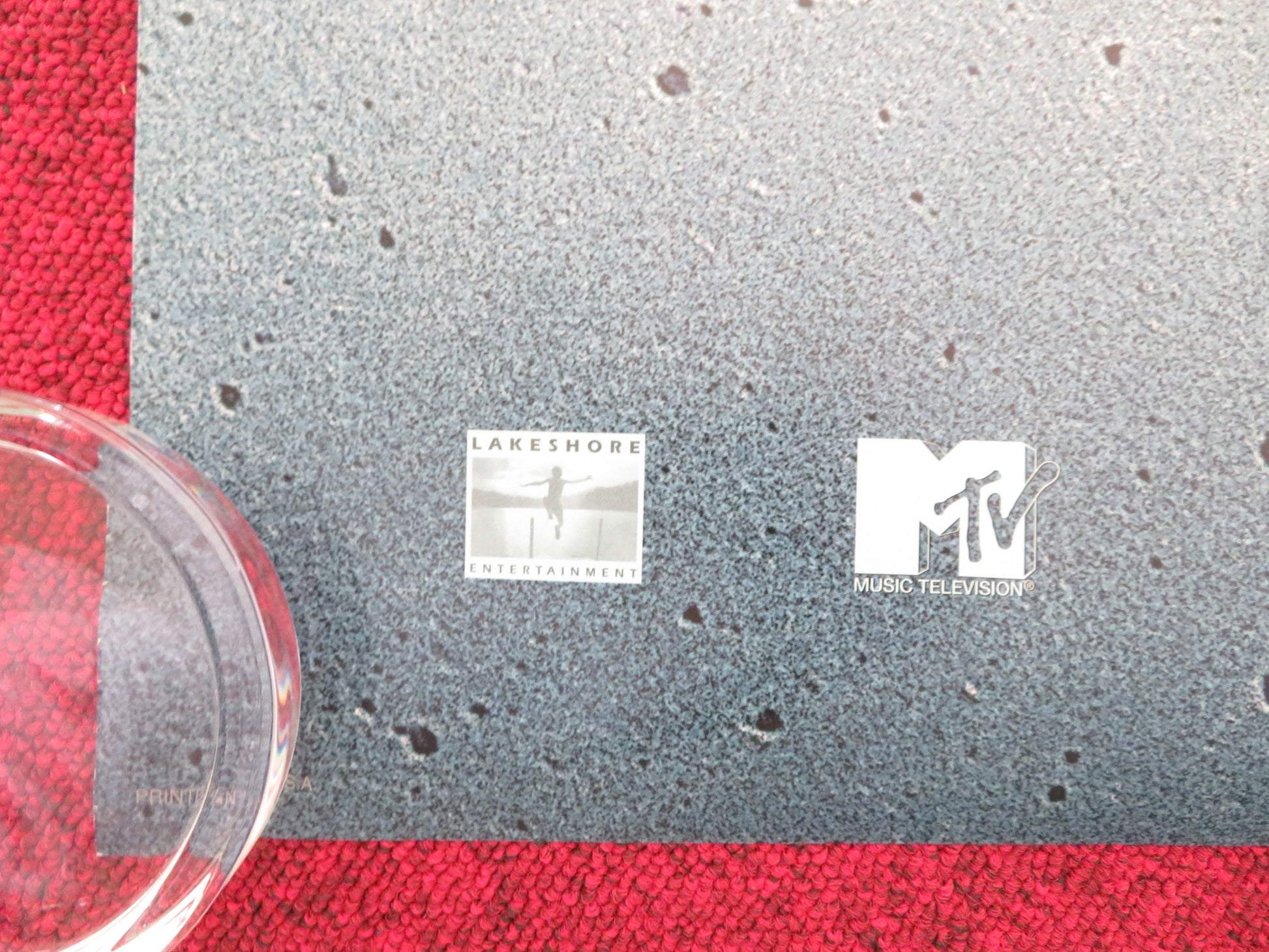 AEON FLUX US ONE SHEET ROLLED POSTER CHARLIZE THERON JONNY LEE MILLER 2005 - Rendezvous Cinema