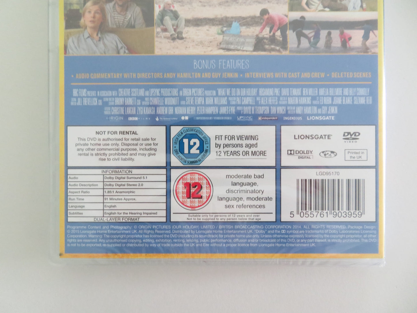 WHAT WE DID ON OUR HOLIDAY (DVD) ROSAMUND PIKE DAVID TENNANT 2014 REGION 2 - Rendezvous Cinema