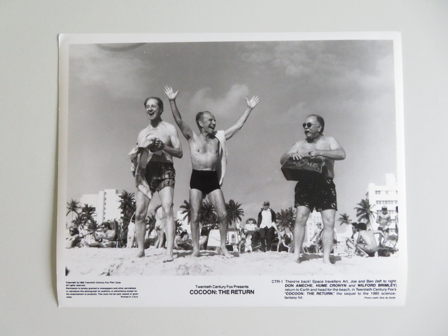 COCOON: THE RETURN MOVIE STILL PHOTO LOT OF 6 STEVE GUTTENBERG COURTNEY COX 1988