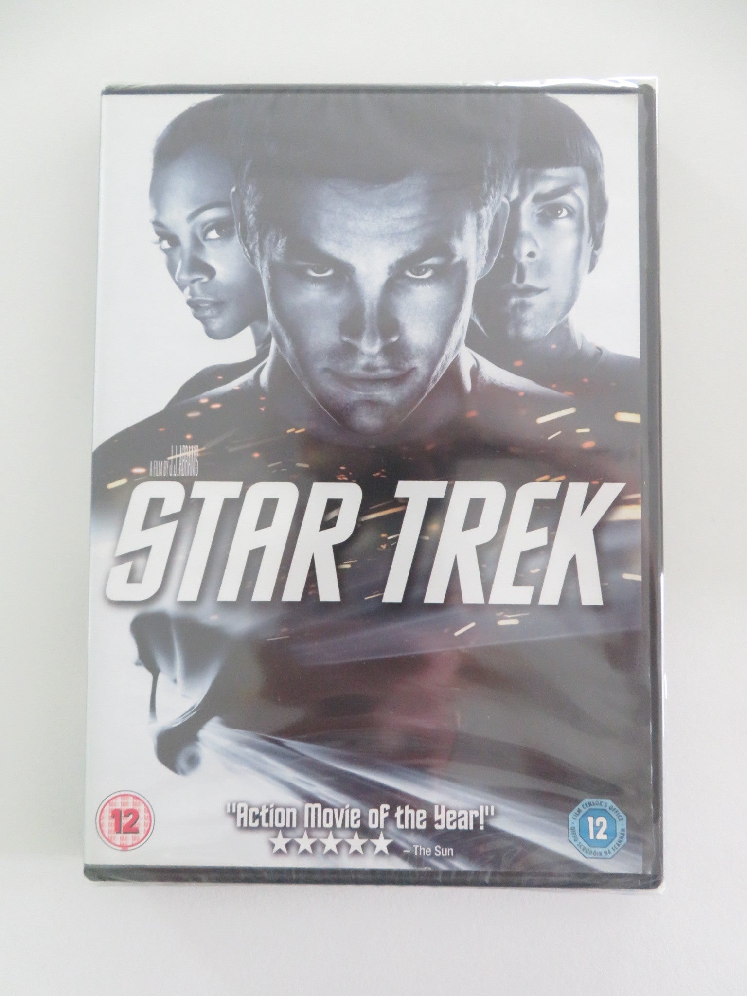 STAR TREK (DVD) CHRIS PINE ZACHARY QUINTO 2009 REGION 2 - Rendezvous Cinema