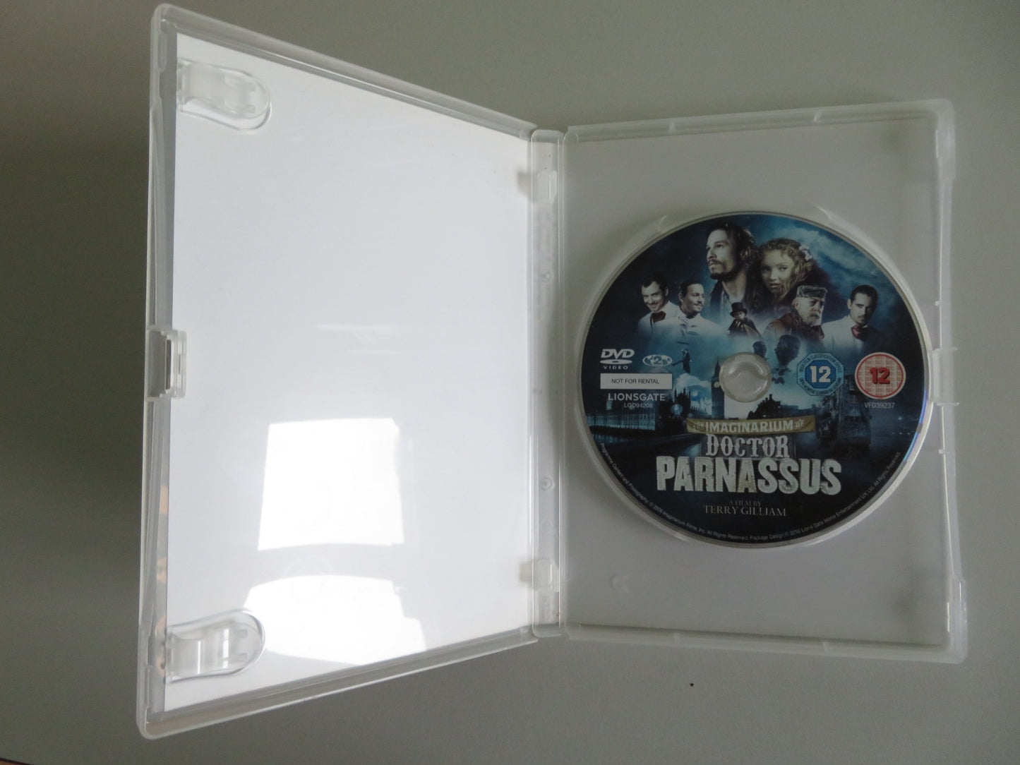 THE IMAGINARIUM OF DOCTOR PARNASSUS (DVD) ANDREW GARFIELD 2009 REGION 2