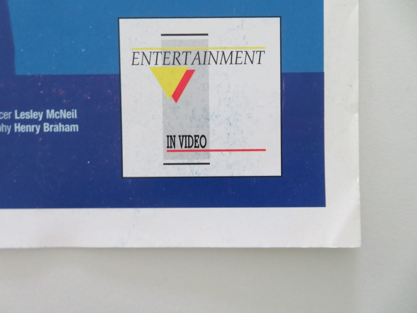 SHOOTING FISH VHS VIDEO POSTER ROLLED KATE BECKINSALE STUART TOWNSEND 1997 - Rendezvous Cinema