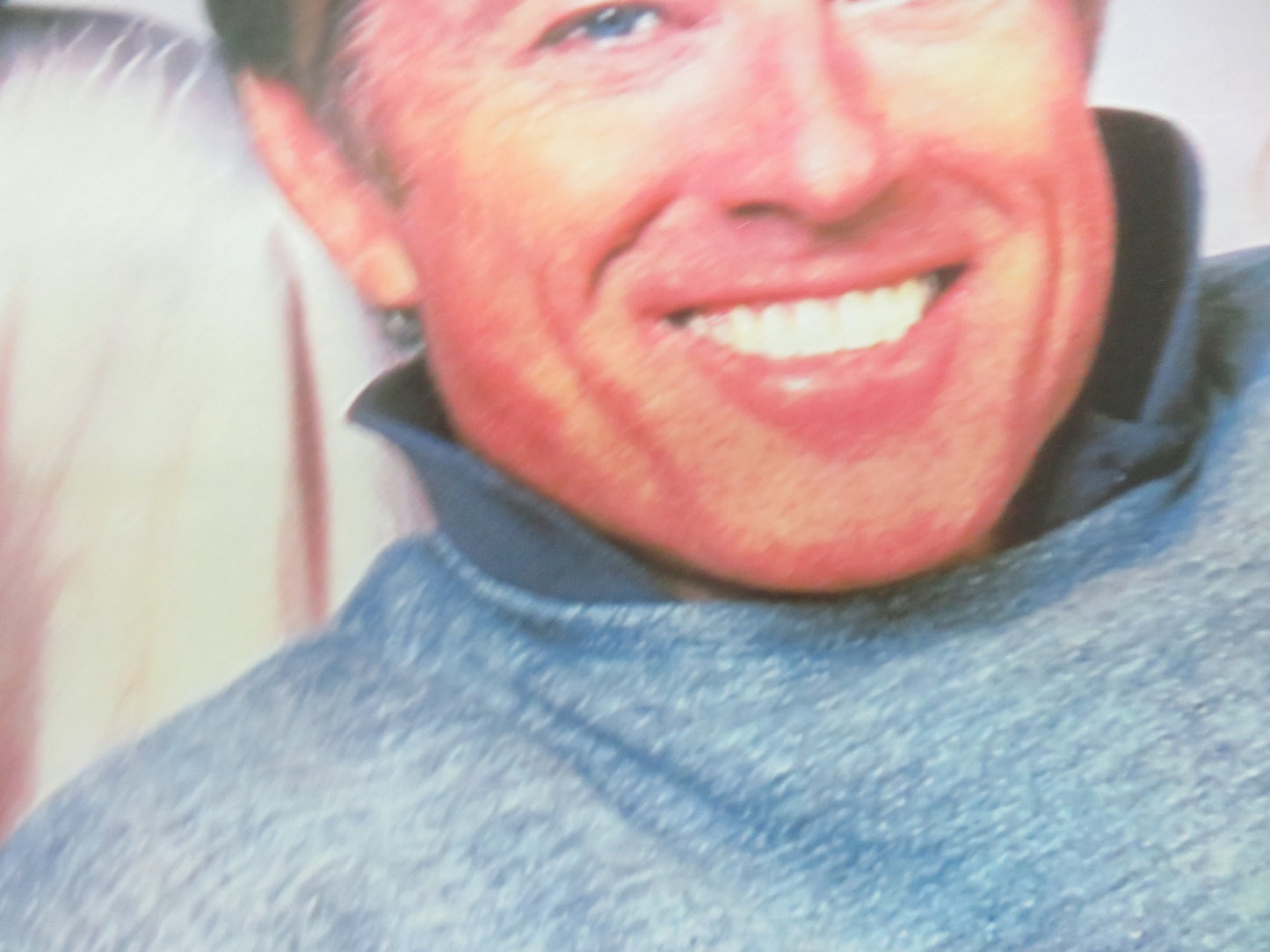 LEGAL EAGLES VHS VIDEO POSTER ROBERT REDFORD DEBRA WINGER DARYL HANNAH 1986 - Rendezvous Cinema