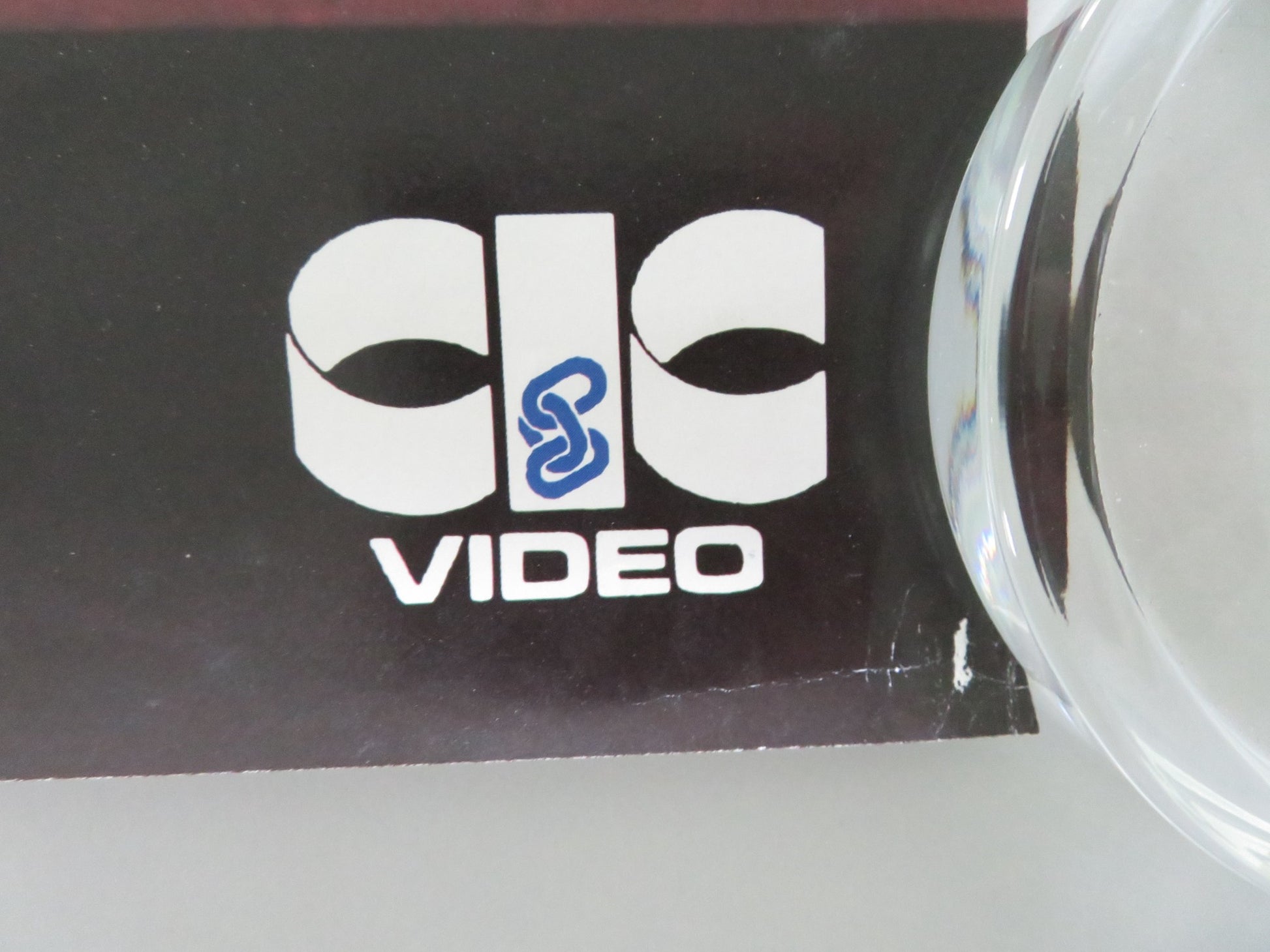 LEGAL EAGLES VHS VIDEO POSTER ROBERT REDFORD DEBRA WINGER DARYL HANNAH 1986 - Rendezvous Cinema