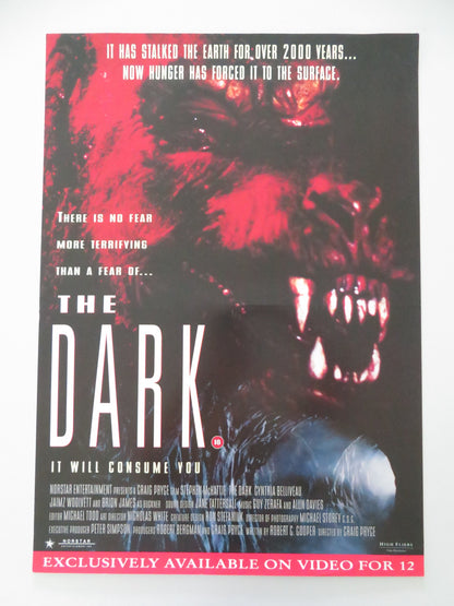 THE DARK VHS VIDEO POSTER STEPHEN MCHATTIE SCOTT WICKWARE 1994