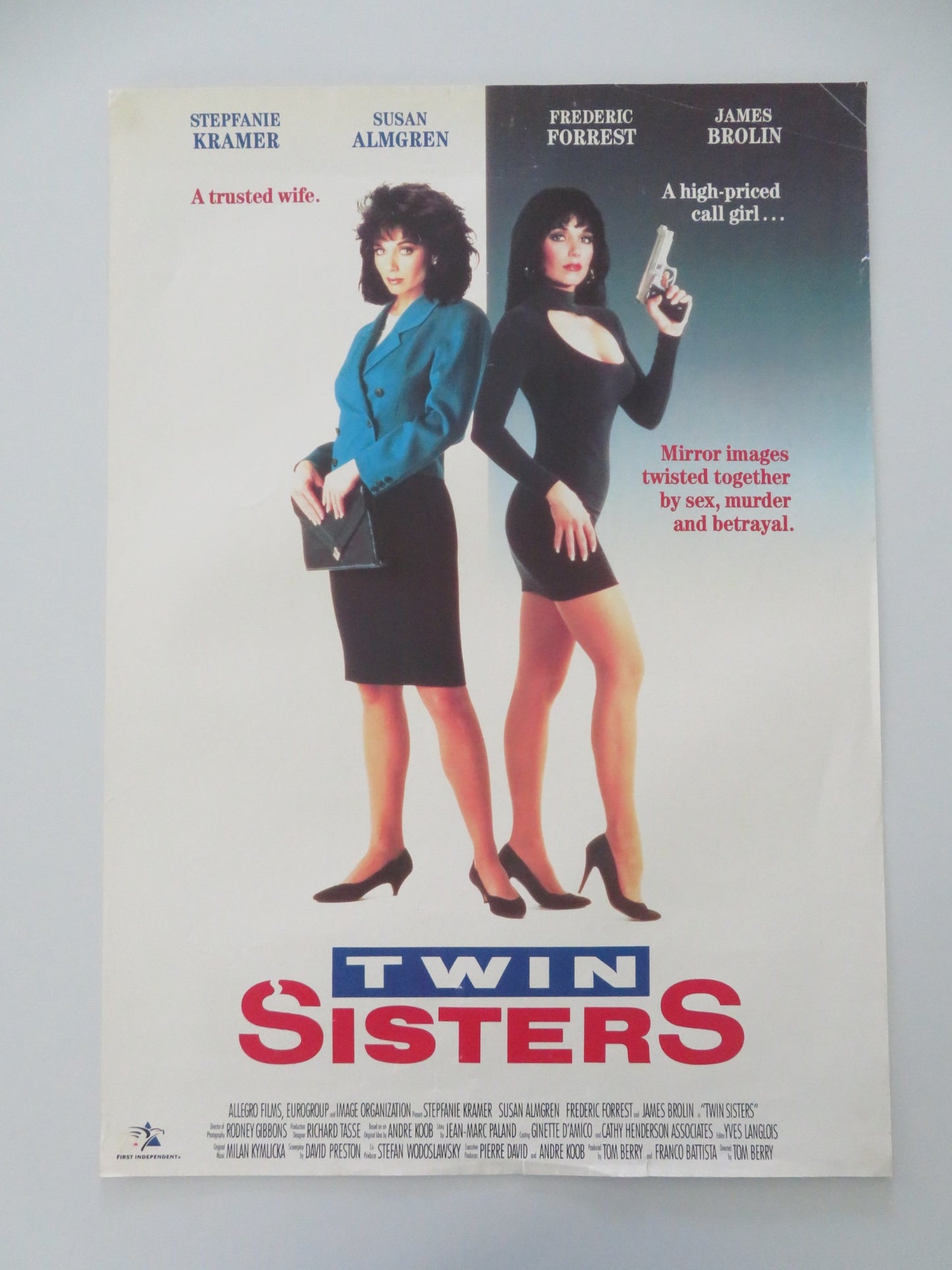 TWIN SISTERS VHS VIDEO POSTER STEPFANIE KRAMER JAMES BROLIN 1992 - Rendezvous Cinema